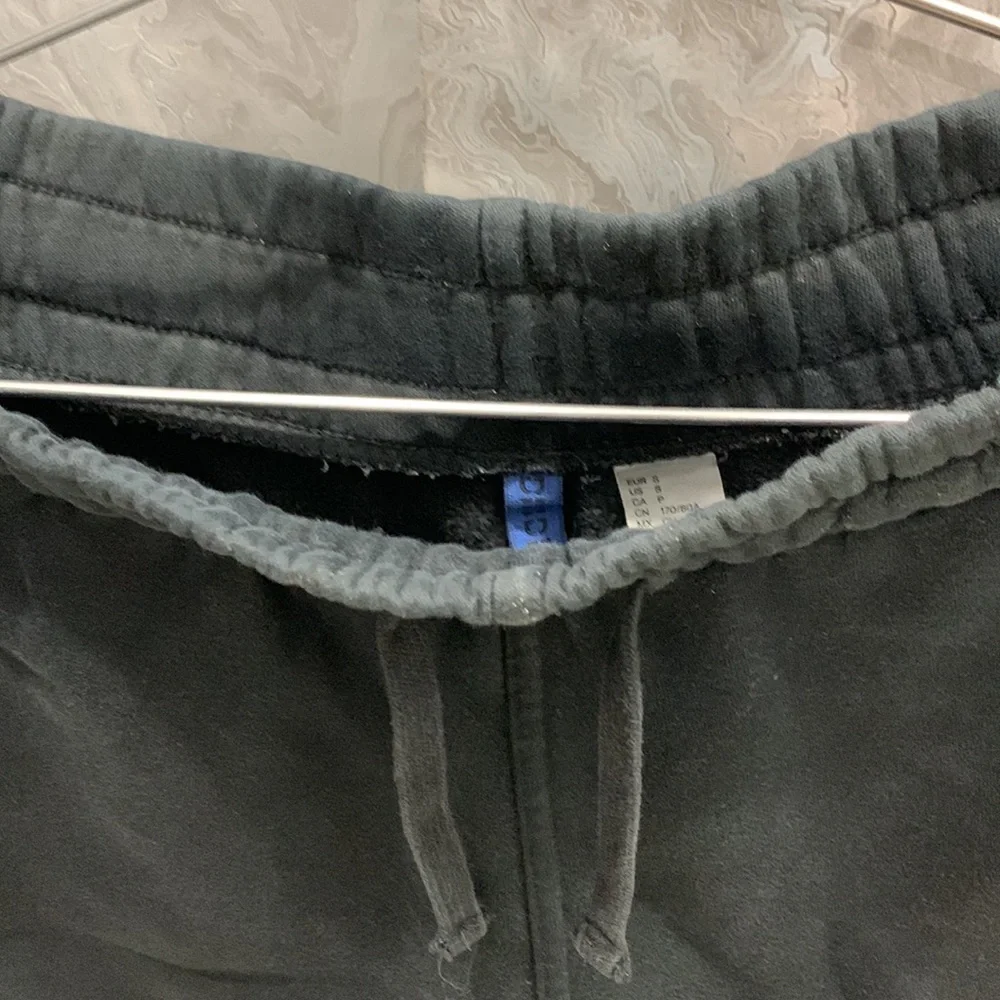 H&M - Picture 2 of 3